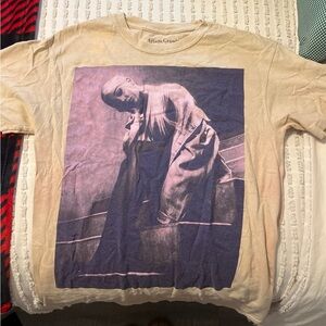 Ariana Grande Tshirt